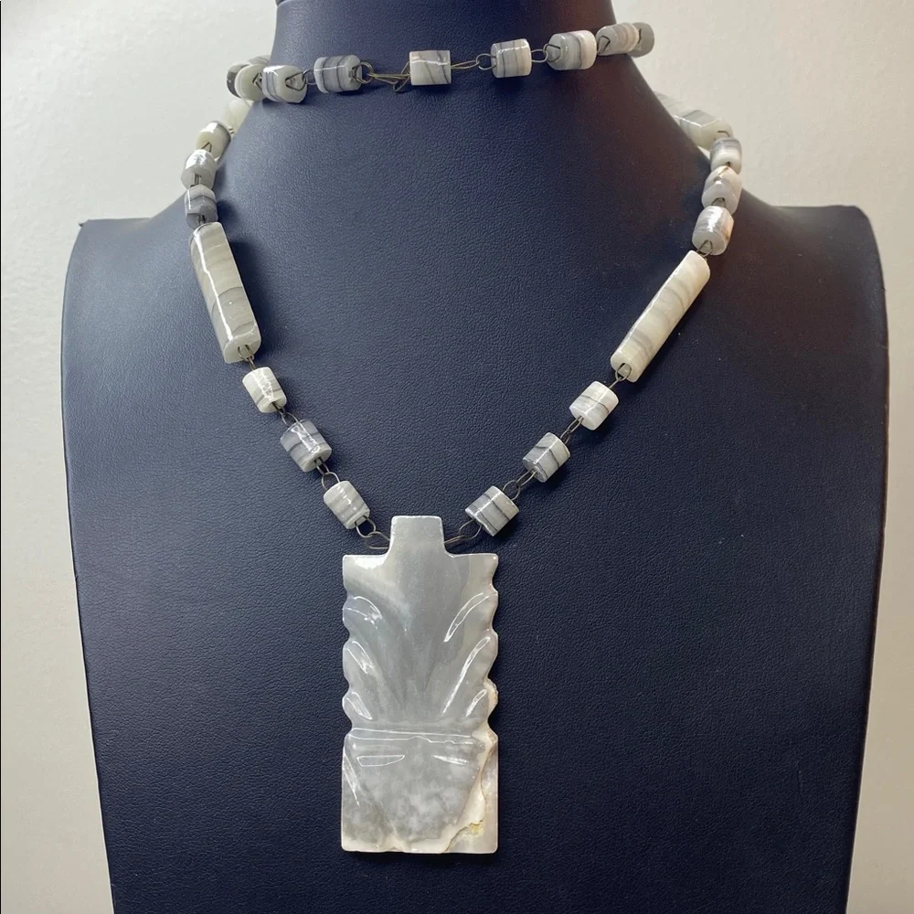 Mexican Grey Agate Statement Necklace - Picture 3 of 7